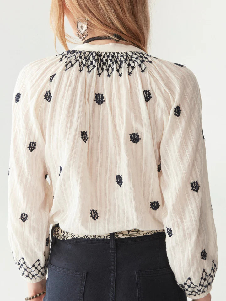 Maison Hotel Santorini Sybille Blouse