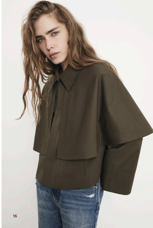 Frame Paddock Cape Jacket in Military Green