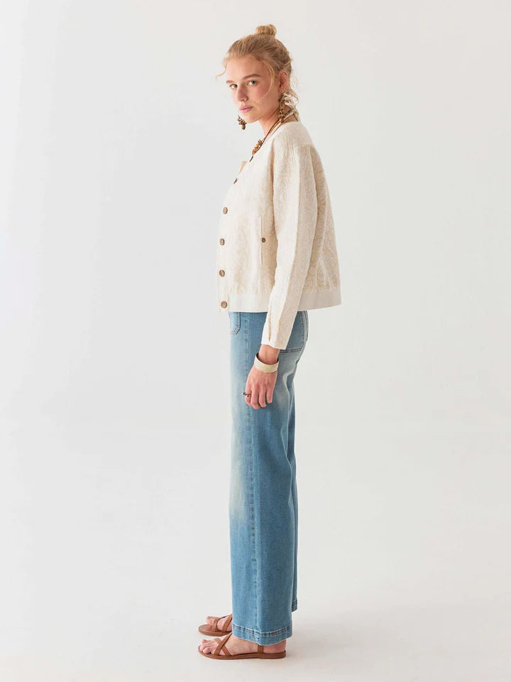 Maison Hotel Tesela Jacket