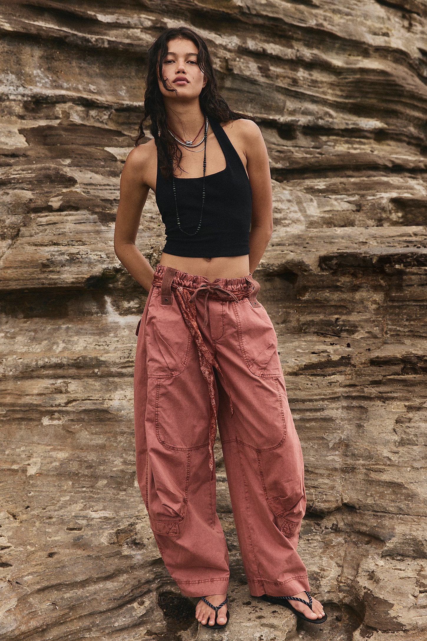 パンツ 00s OLD GAP Shirred Parachute Flare Pant Free People Onset Parachute Pant in Paper Lantern – Janine Edwards