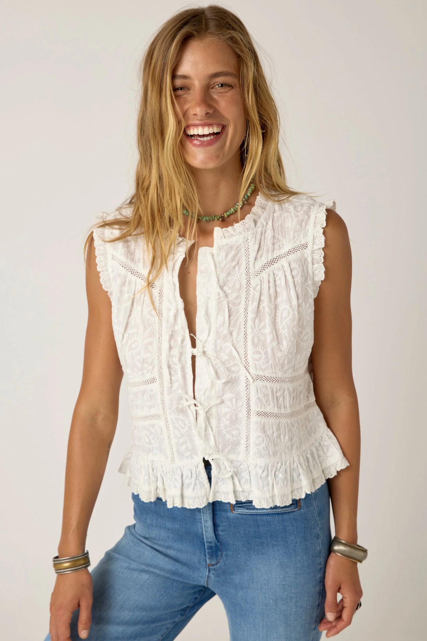 Maison Hotel Romantic Ameba Camila Top in Full Moon